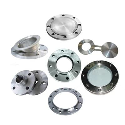 Flange Cruach Dhosmálta vs Flange Cruach Carbóin: Conas an Flange Ceart a Roghnú do do Chóras Píobáin